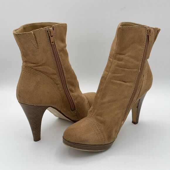Top Moda Tan Suede Ankle Booties Women’s Size 9 High Heel Fashion Boots - Picture 8 of 9